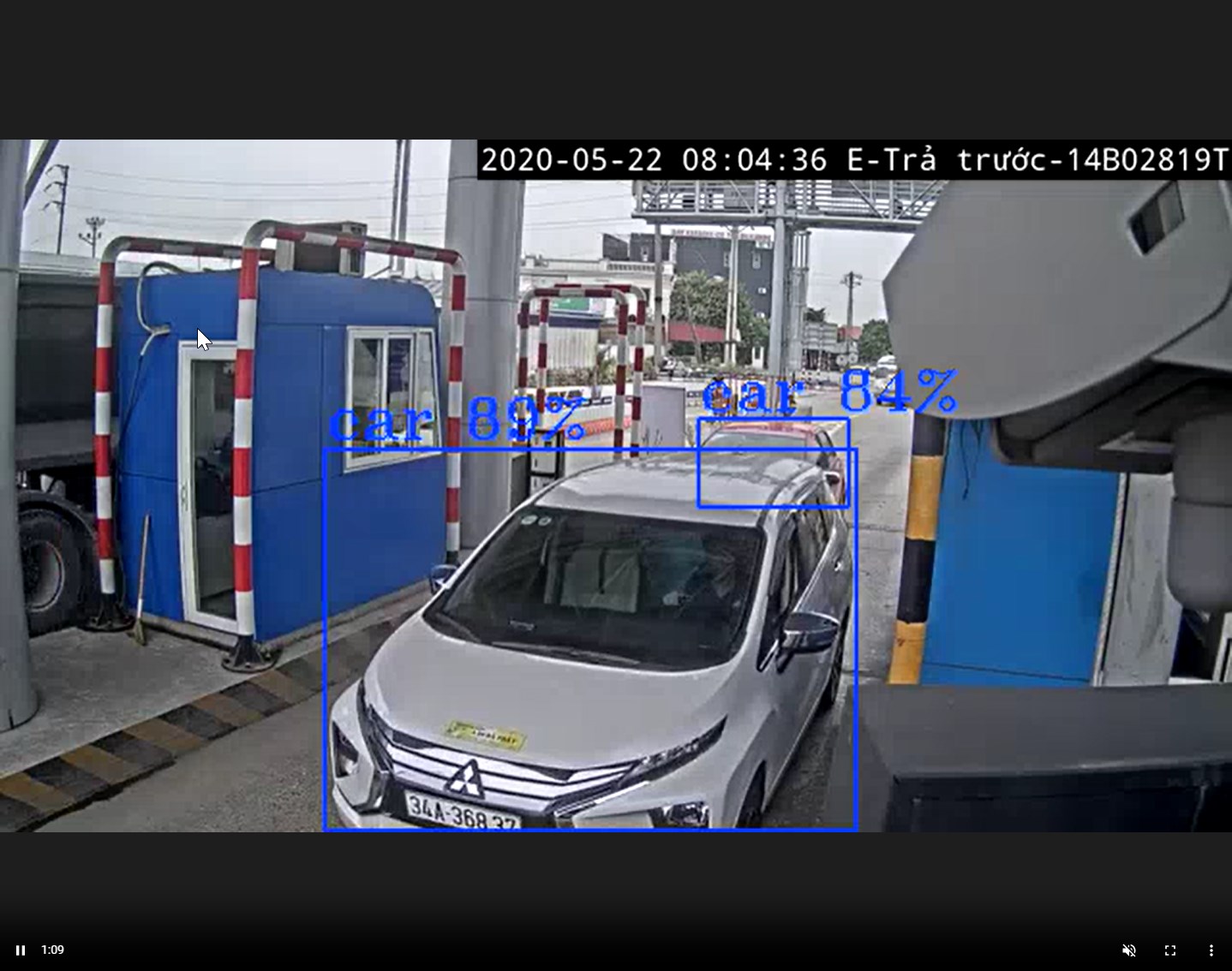 Vehicle Live Detection