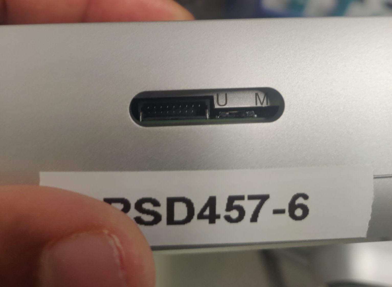 ../../../../../../_images/MIPI_USB_Switch_in_D457.jpeg